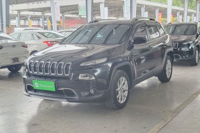 Jeep Cherokee 2017 2.0L Superior Edition usado