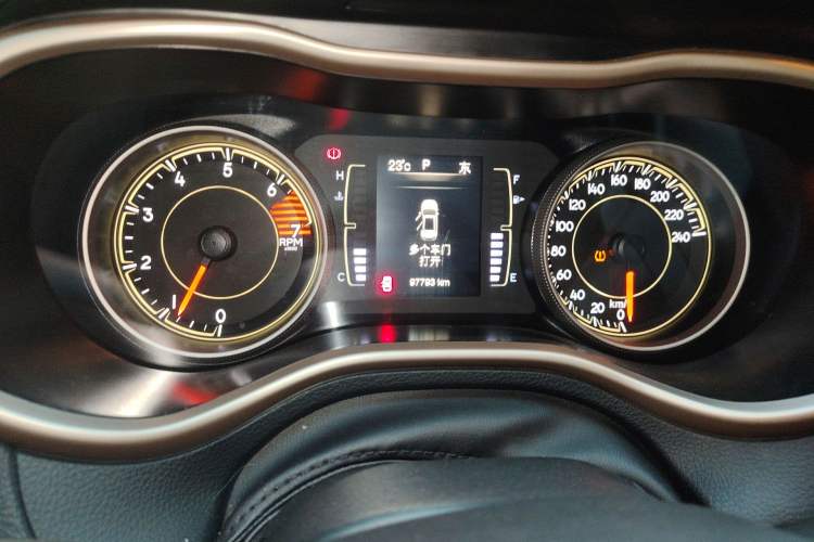 Used Jeep Cherokee 2017 2.4L Professional Edition Instrument Cluster