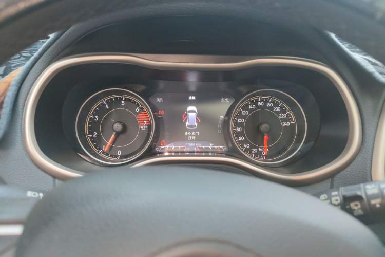 Used Jeep Cherokee 2017 2.0L Superior Edition Instrument Cluster