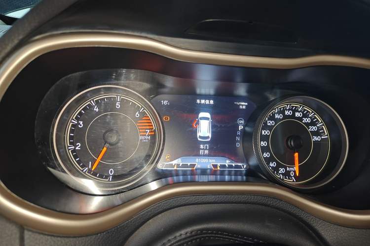 Used Jeep Cherokee 2017 2.0L Superior Edition Instrument Cluster