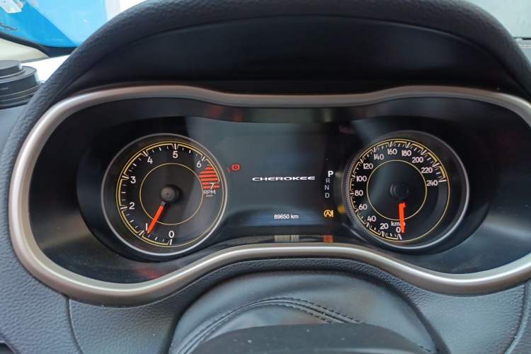 Used Jeep Cherokee 2017 2.0L Superior Edition Instrument Cluster