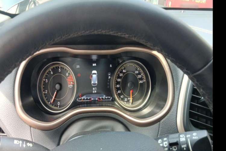 Used Jeep Cherokee 2017 2.4L Leading Smart Edition Interior 2