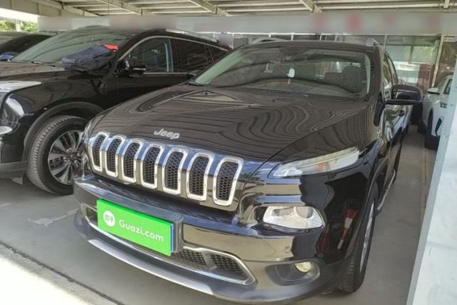 Used Jeep Cherokee 2017 2.0L Superior Edition