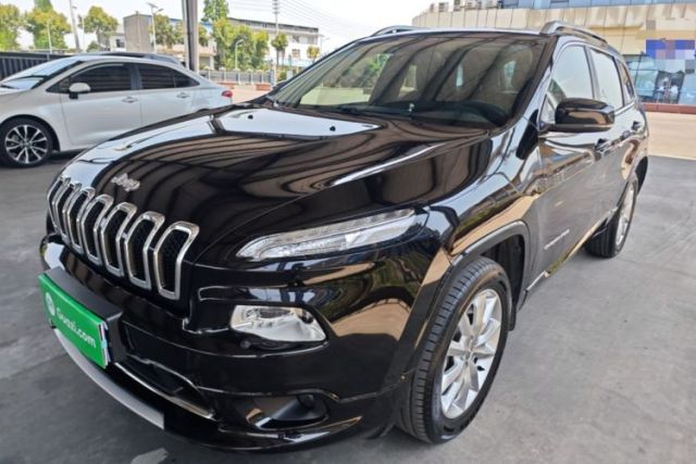 Used Jeep Cherokee 2017 2.4L Excellence Edition