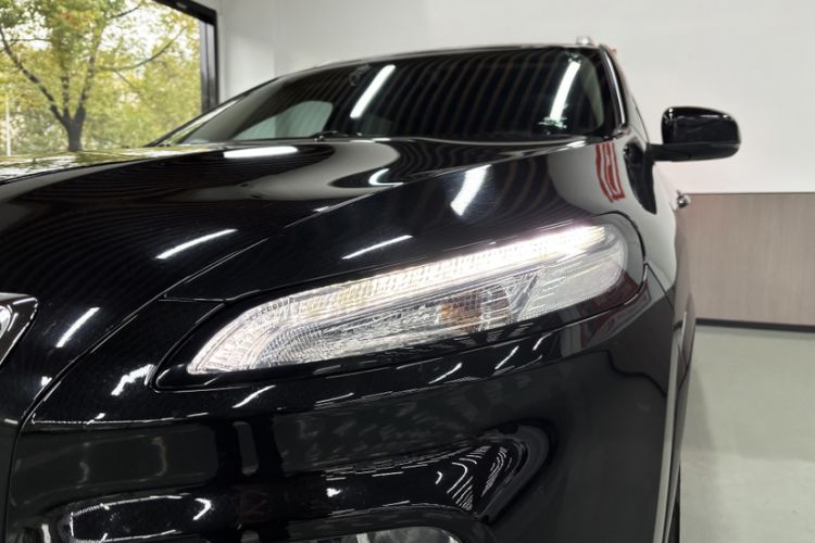 Used Jeep Cherokee 2017 2.4L Superior Edition Left Front Headlight