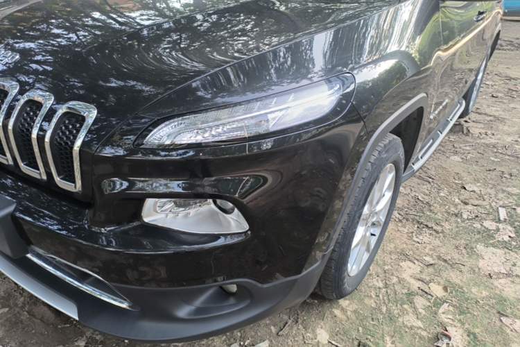 Used Jeep Cherokee 2017 2.4L Leading Smart Edition Left Front Headlight