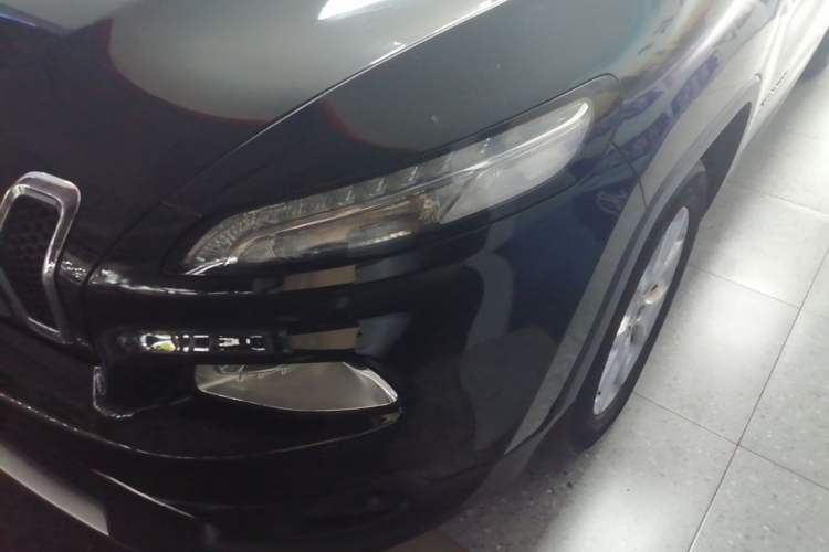 Used Jeep Cherokee 2017 2.0L Superior Edition Left Front Headlight