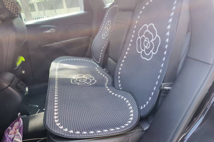 Used Jeep Cherokee 2017 2.0L Superior Edition Left Rear Seat