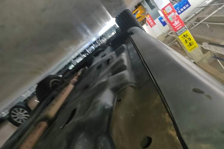 Used Jeep Cherokee 2017 2.0L Superior Edition Left Side Sill