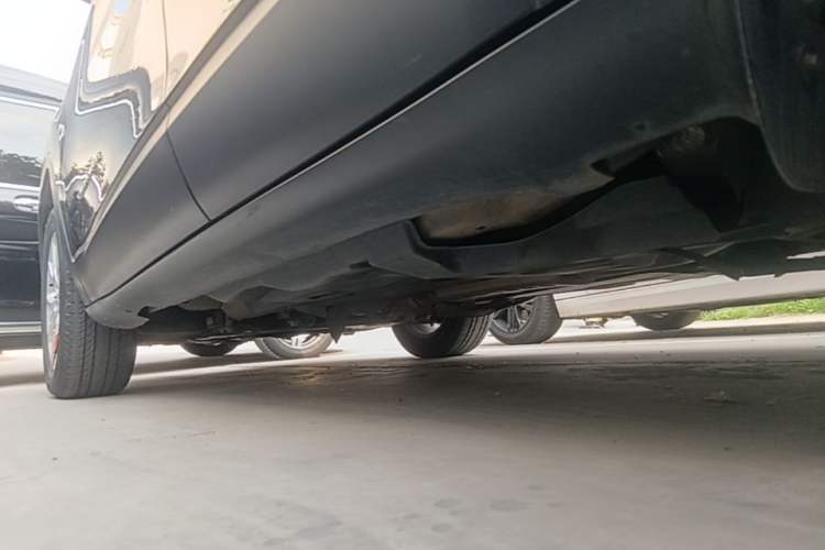 Used Jeep Cherokee 2017 2.0L Superior Edition Left Side Sill