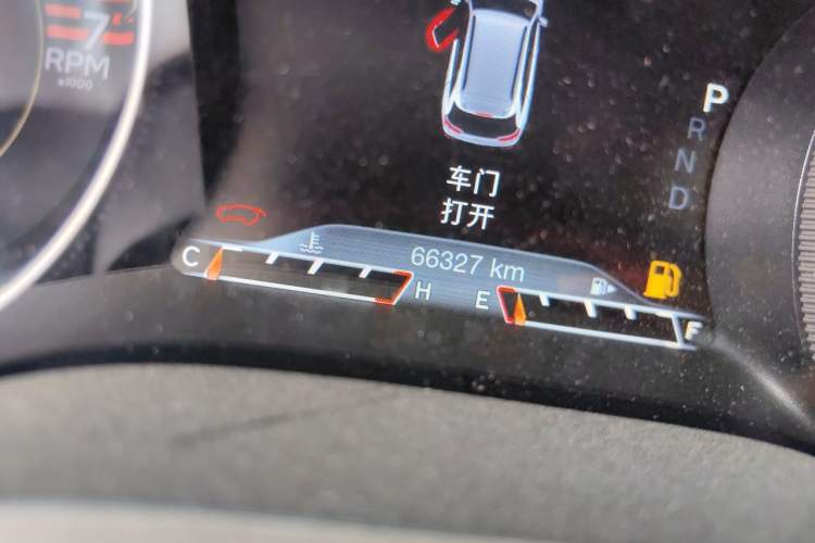 Used Jeep Cherokee 2017 2.4L Leading Smart Edition Odometer Close Up