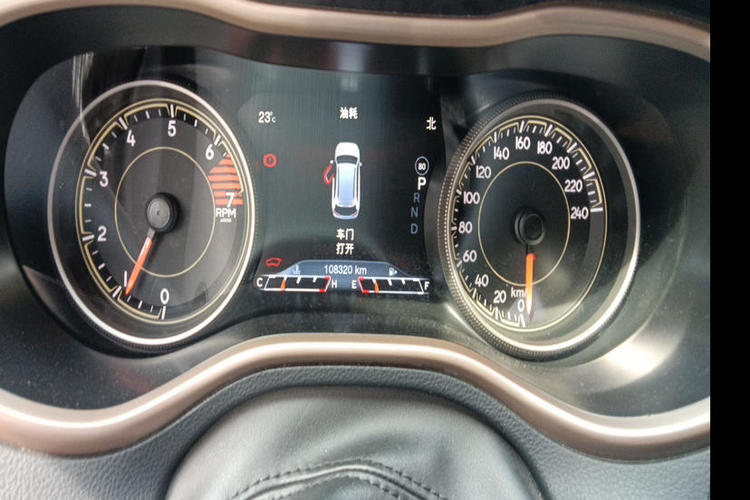 Used Jeep Cherokee 2017 2.4L Leading Smart Edition Odometer Close Up