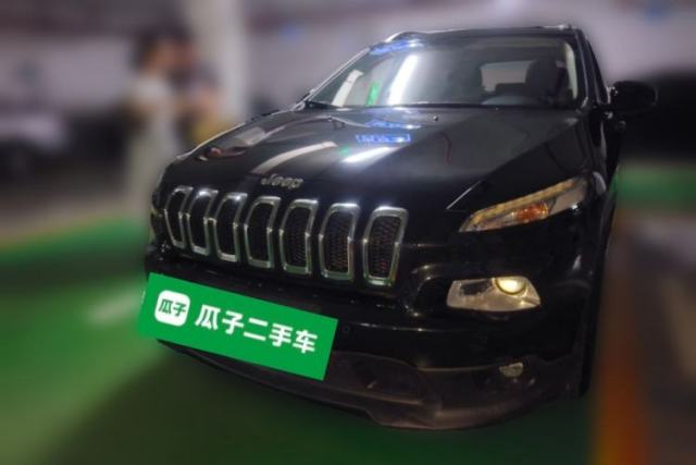 Jeep Cherokee 2017 2.4L Leading Smart Edition d’occasion