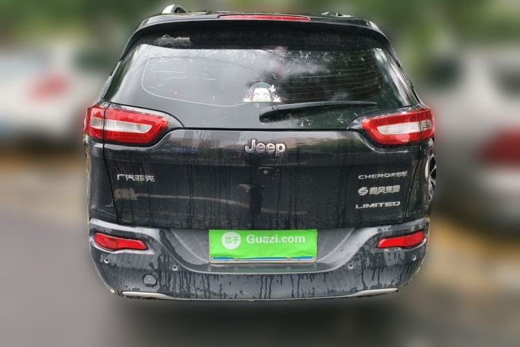 Used Jeep Cherokee 2017 2.0L Superior Edition Rear