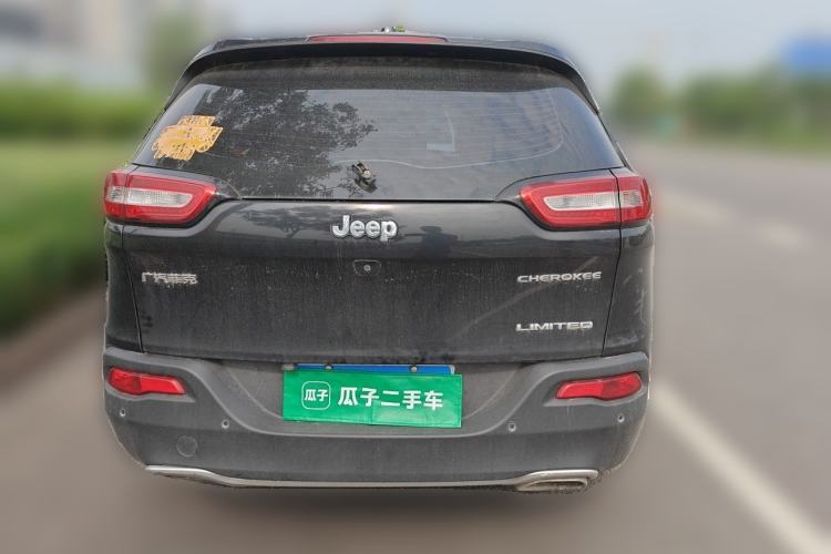 Used Jeep Cherokee 2017 2.4L Leading Edition Rear