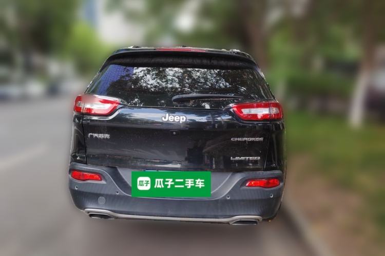 Used Jeep Cherokee 2017 2.4L Leading Edition Rear