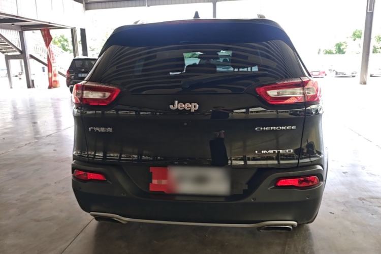 Used Jeep Cherokee 2017 2.4L Leading Edition Rear