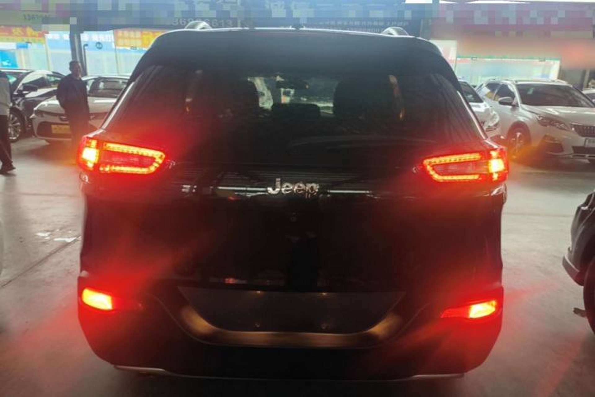 Used Jeep Cherokee 2017 2.0L Superior Edition Rear
