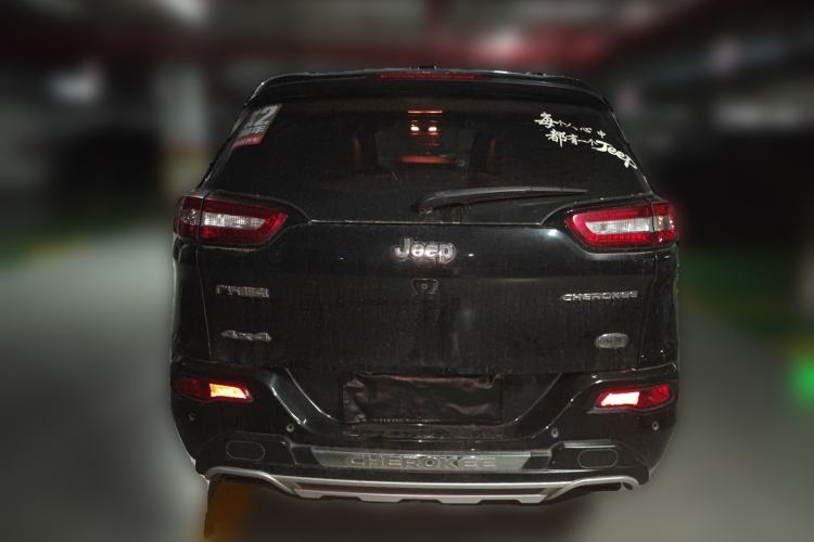 Used Jeep Cherokee 2017 2.4L Professional Edition Rear