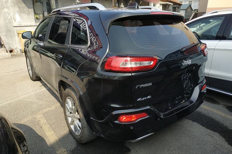 Used Jeep Cherokee 2017 2.4L Excellence Edition Rear Left 45 Deg