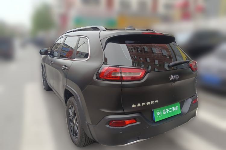 Used Jeep Cherokee 2017 2.0L Superior Edition Rear Left 45 Deg