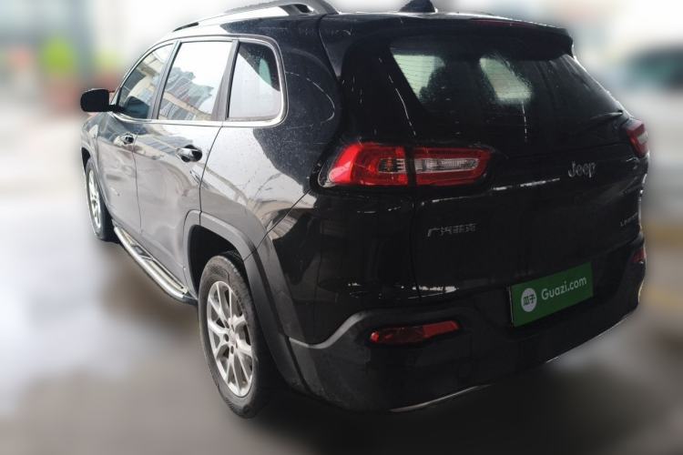 Used Jeep Cherokee 2017 2.0L Superior Edition Rear Left 45 Deg