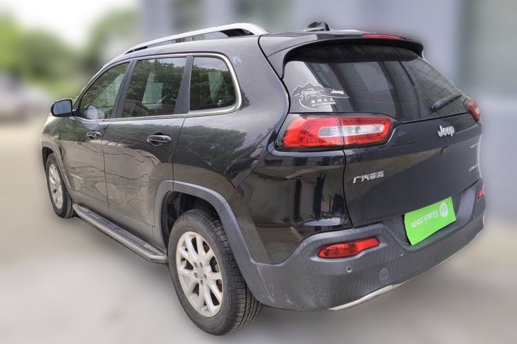 Used Jeep Cherokee 2017 2.0L Superior Edition Rear Left 45 Deg