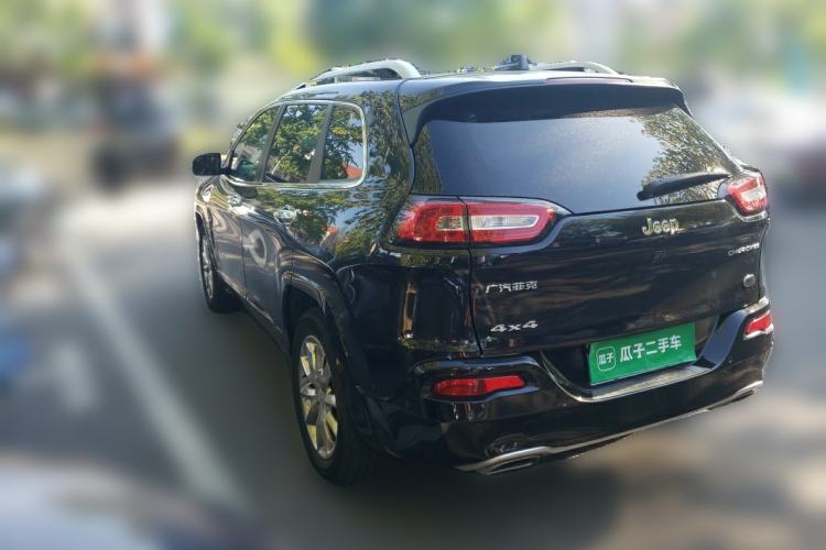 Used Jeep Cherokee 2017 2.4L Excellence Edition Rear Left 45 Deg