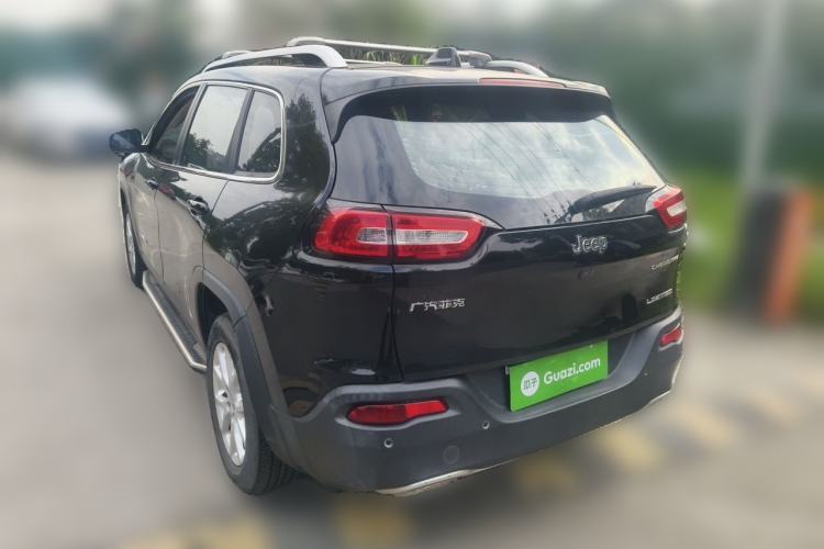 Used Jeep Cherokee 2017 2.4L Leading Smart Edition Rear Left 45 Deg