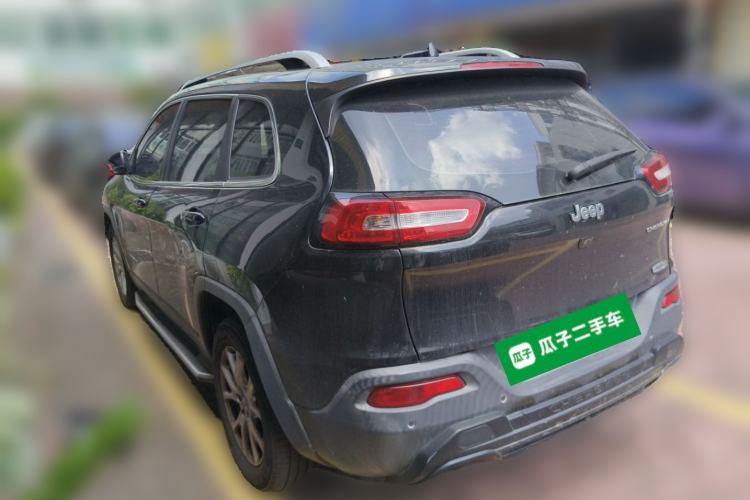 Used Jeep Cherokee 2017 2.4L Leading Smart Edition Rear Left 45 Deg