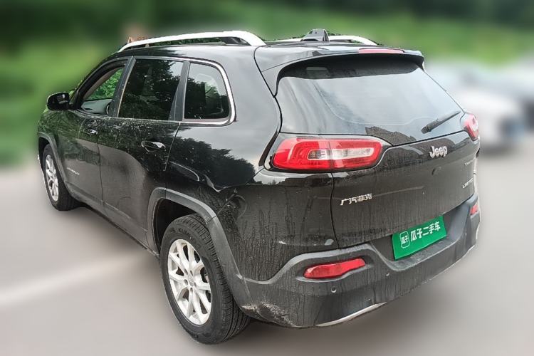 Used Jeep Cherokee 2017 2.0L Superior Edition Rear Left 45 Deg