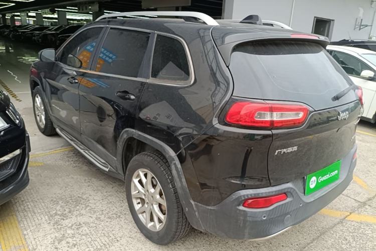 Used Jeep Cherokee 2017 2.4L Leading Smart Edition Rear Left 45 Deg