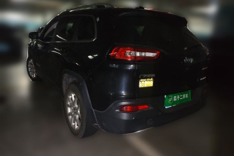 Used Jeep Cherokee 2017 2.0L Superior Edition Rear Left 45 Deg