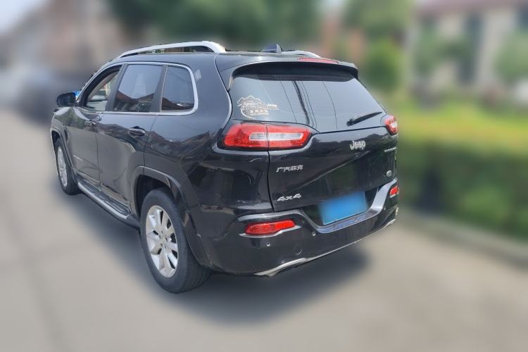 Used Jeep Cherokee 2017 2.4L Professional Smart Edition Rear Left 45 Deg