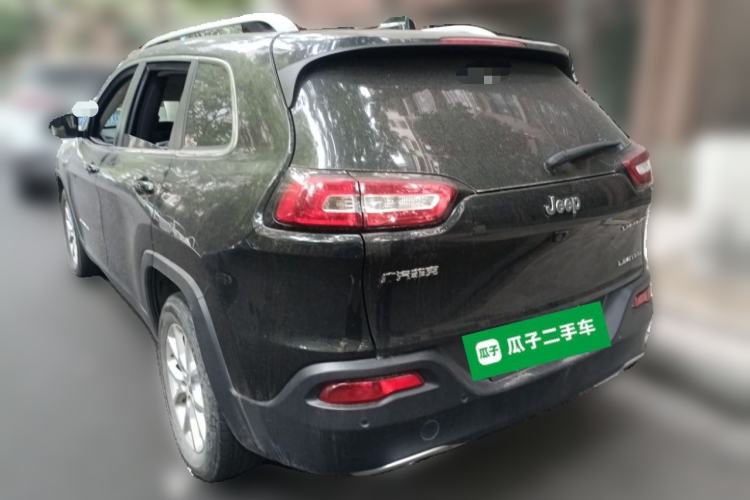 Used Jeep Cherokee 2017 2.0L Superior Edition Rear Left 45 Deg