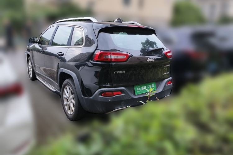 Used Jeep Cherokee 2017 2.0L Superior Edition Rear Left 45 Deg