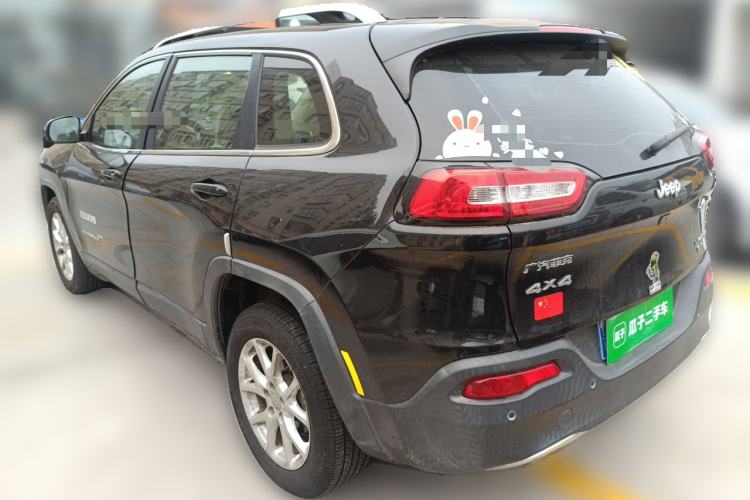 Used Jeep Cherokee 2017 2.0L Superior Edition Rear Left 45 Deg