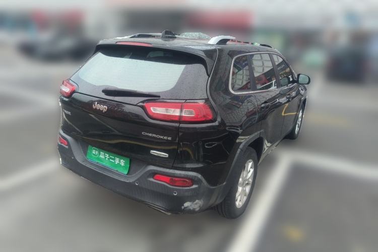 Used Jeep Cherokee 2017 2.4L Leading Smart Edition Rear Right 45 Deg