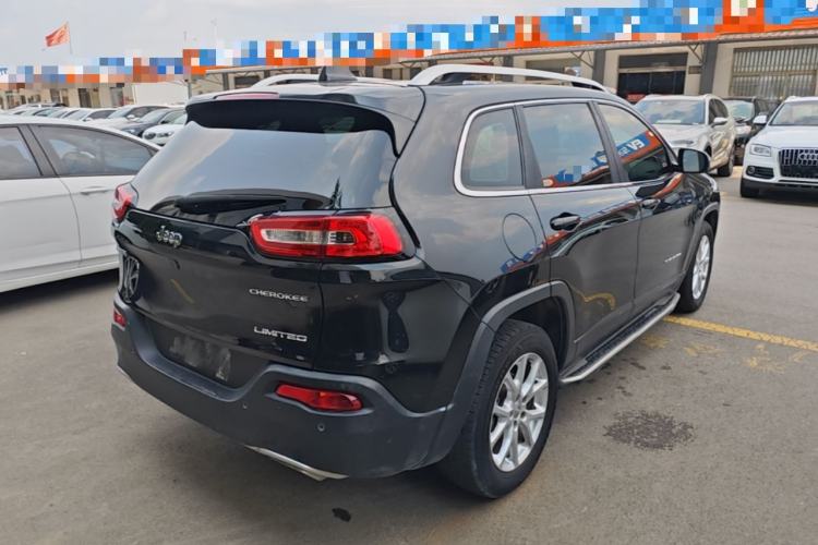 Used Jeep Cherokee 2017 2.4L Leading Smart Edition Rear Right 45 Deg