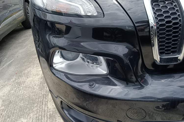 Used Jeep Cherokee 2017 2.4L Professional Edition Right Front Headlight