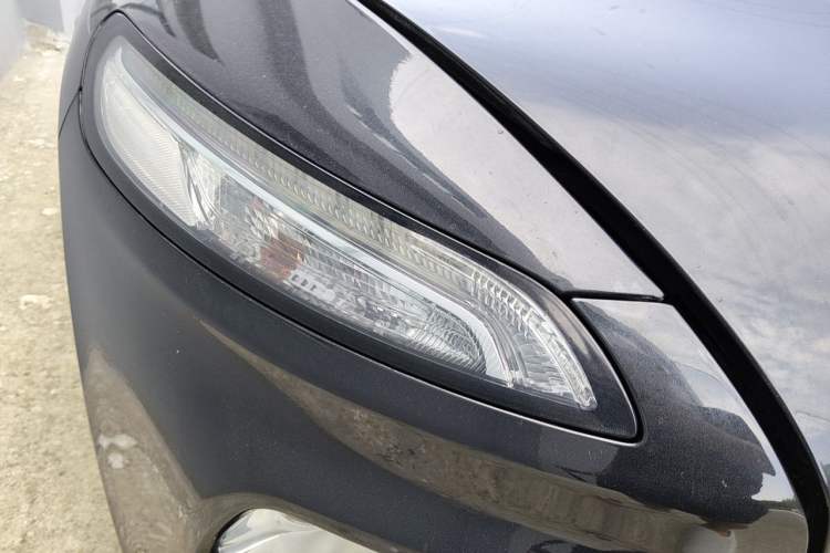 Used Jeep Cherokee 2017 2.0L Superior Edition Right Front Headlight