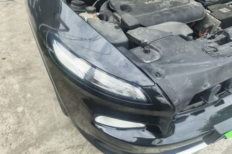 Used Jeep Cherokee 2017 2.4L Leading Smart Edition Right Front Headlight
