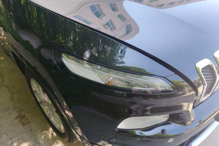 Used Jeep Cherokee 2017 2.4L Professional Smart Edition Right Front Headlight