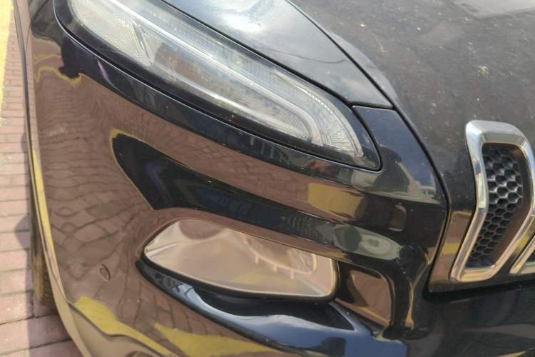 Used Jeep Cherokee 2017 2.4L Leading Smart Edition Right Front Headlight