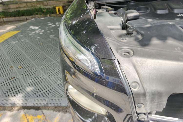 Used Jeep Cherokee 2017 2.0L Superior Edition Right Front Headlight