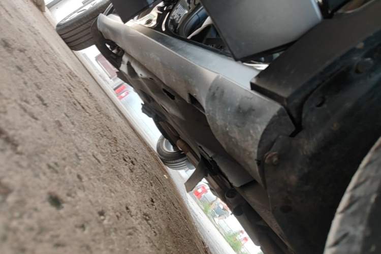 Used Jeep Cherokee 2017 2.0L Superior Edition Right Side Sill