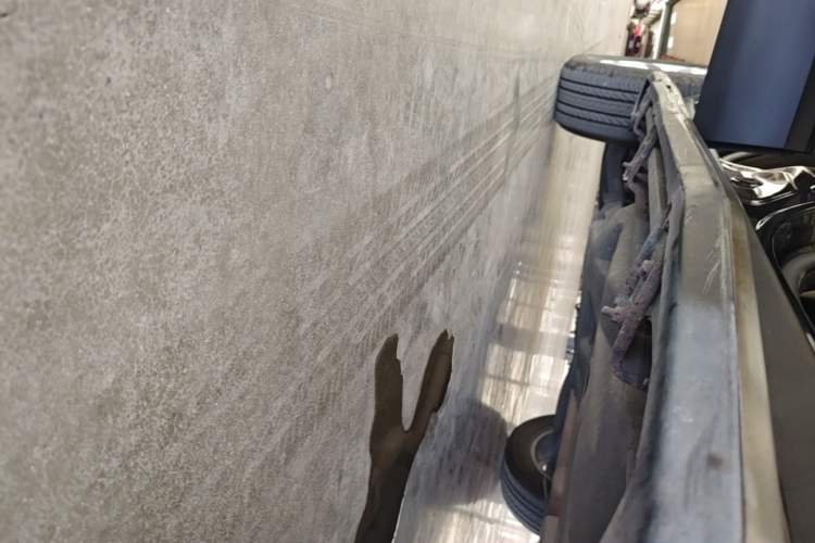 Used Jeep Cherokee 2017 2.4L Leading Edition Right Side Sill