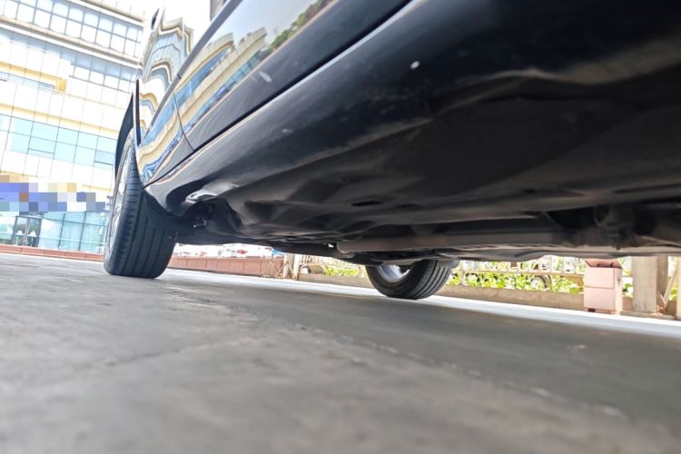 Used Jeep Cherokee 2017 2.4L Excellence Edition Right Side Sill