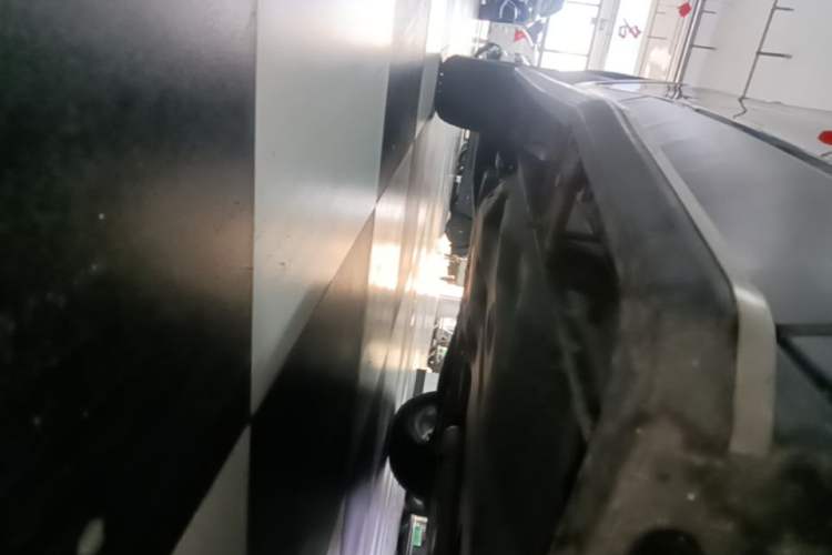 Used Jeep Cherokee 2017 2.0L Superior Edition Right Side Sill