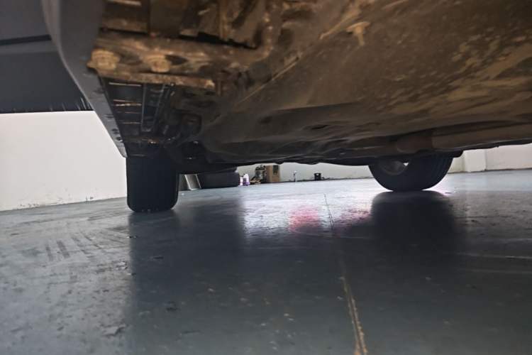 Used Jeep Cherokee 2017 2.4L Leading Smart Edition Right Side Sill
